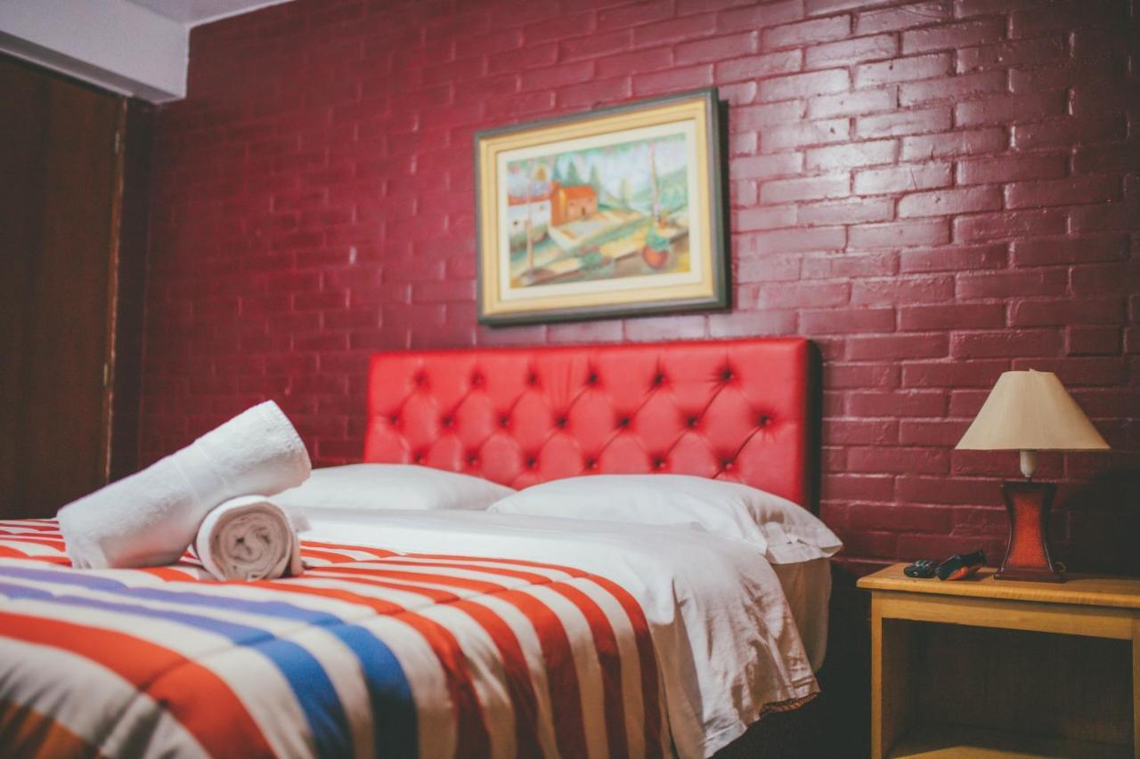Hotel Excalibur Lima Bagian luar foto