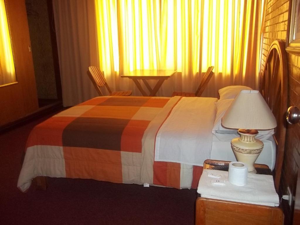 Hotel Excalibur Lima Bagian luar foto