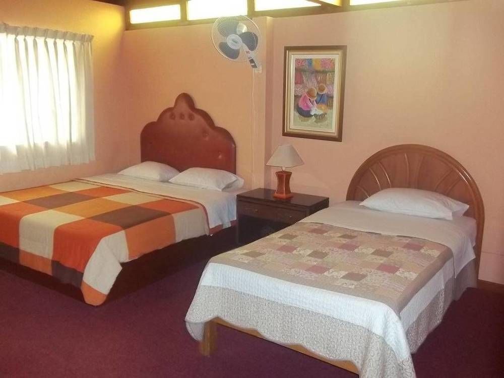 Hotel Excalibur Lima Bagian luar foto